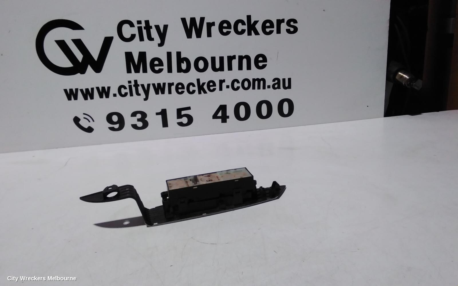 NISSAN MURANO PWR DR WIND SWITCH, RH FRONT (MASTER SWITCH), Z50, 05/2002 - 12/2008