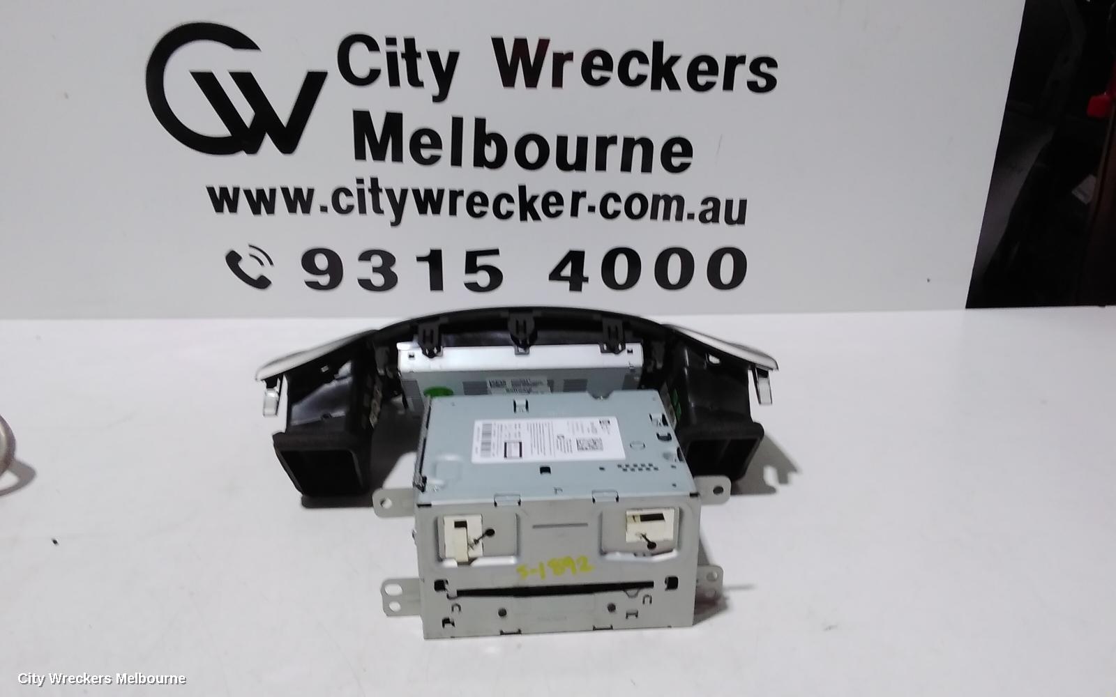 HOLDEN COMMODORE RADIO/CD/DVD/SAT/TV, HEAD UNIT, NON SAT NAV TYPE, VF, 05/2013 - 12/2017