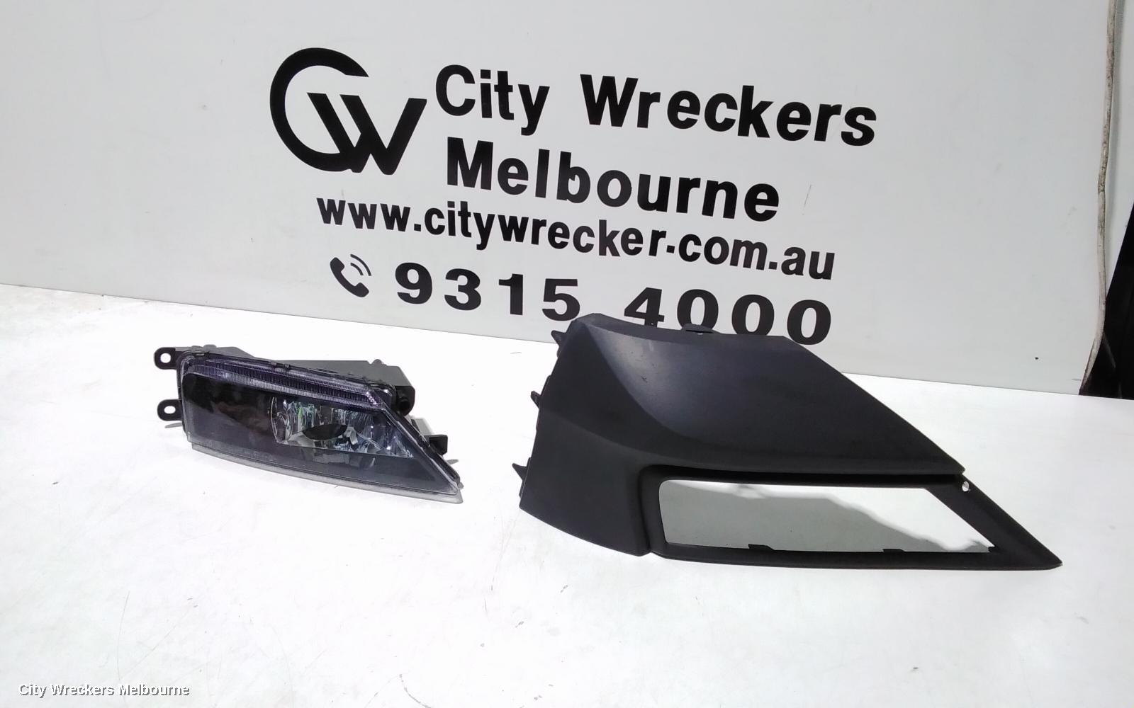 VOLKSWAGEN TIGUAN LEFT INDICATOR/FOG/SIDE, BUMPER FOGLAMP, NON ALLSPACE, BLACK INSERT, 5NA, 06/2016 - 05/2021