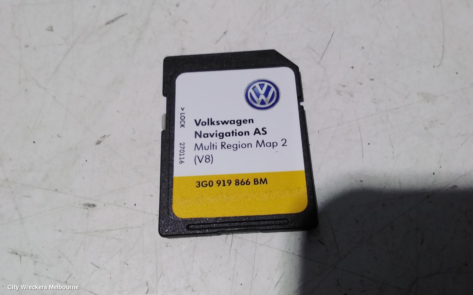 VOLKSWAGEN TIGUAN RADIO/CD/DVD/SAT/TV, DISPLAY UNIT, DISCOVER MEDIA 8IN, SAT NAV TYPE, 5NA, 06/2016 - 05/2021