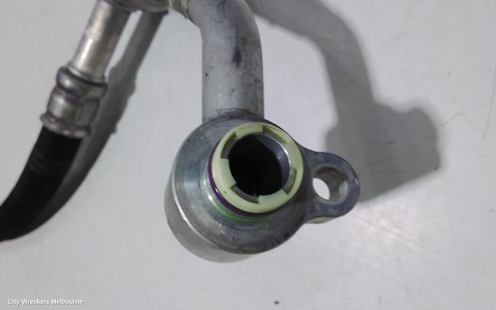 LAND ROVER DISCOVERY SPORT A/C HOSES, L550, 01/2015 ONWARDS