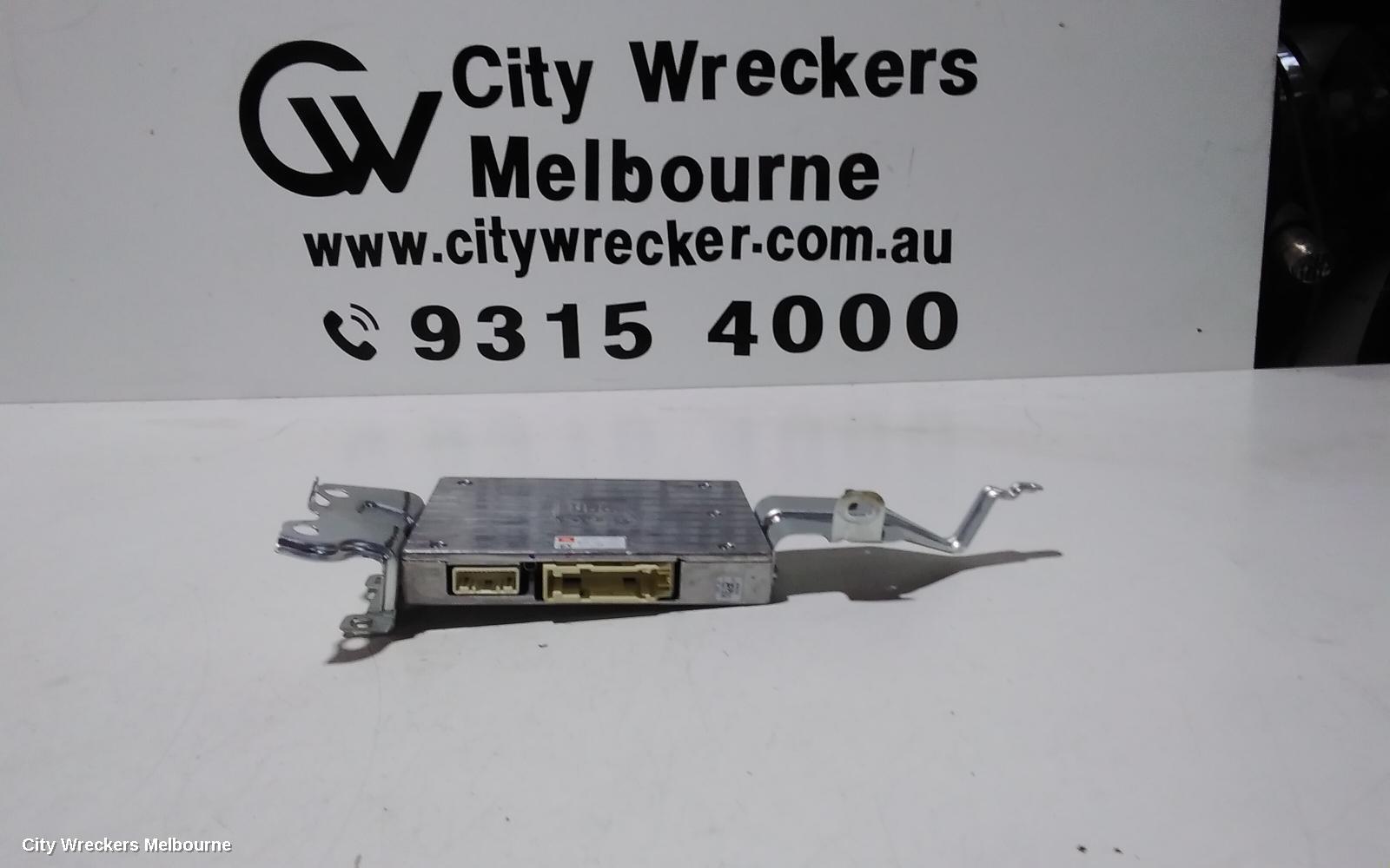TOYOTA PRIUS RADIO/CD/DVD/SAT/TV, ZVW30R, AMPLIFIER, 07/2009 - 12/2015