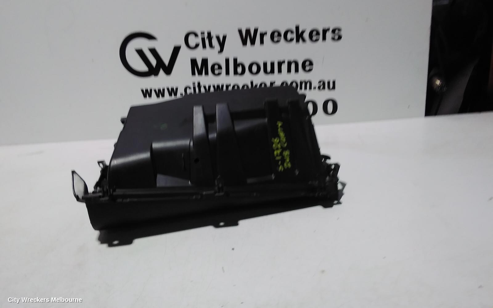 TOYOTA CAMRY GLOVE BOX, XV70, 09/2017 - 05/2024