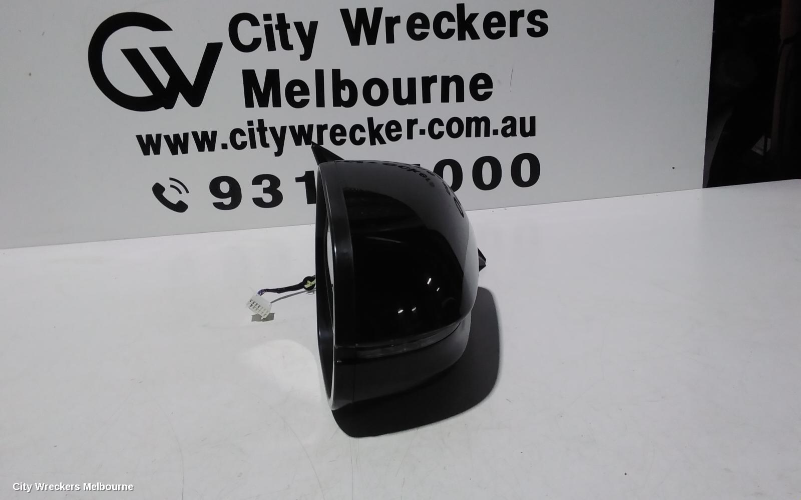 HONDA HRV RIGHT DOOR MIRROR, RU5, RS, BLACK, MANUAL FOLD, 07/2018 - 10/2021