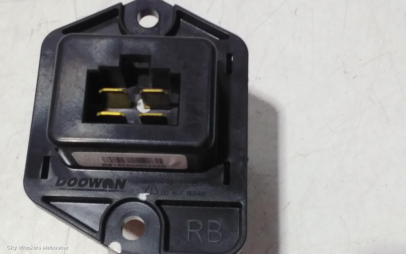 HYUNDAI VELOSTER FAN SPEED RESISTOR, CLIMATE CONTROL TYPE, FS, 012/2011 - 02/2018