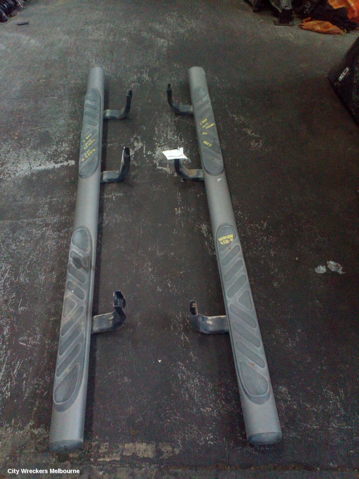NISSAN NAVARA SIDE STEP/SKIRT, D40 (VIN VSK), RH SIDE, FACTORY, DUAL CAB, 09/2005 - 08/2015