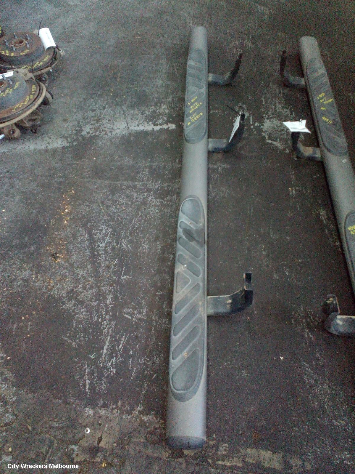 NISSAN NAVARA SIDE STEP/SKIRT, D40 (VIN VSK), LH SIDE, FACTORY, DUAL CAB, 09/2005 - 08/2015