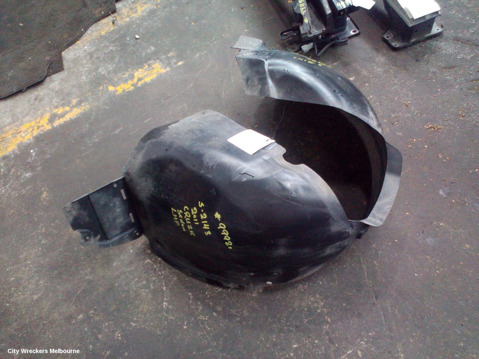 HOLDEN CRUZE LEFT GUARD LINER, FRONT, JH, SEDAN/HATCH, 03/2011 - 01/2017