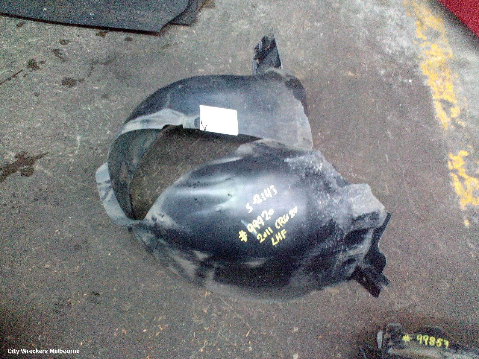HOLDEN CRUZE LEFT GUARD LINER, FRONT, JH, SEDAN/HATCH, 03/2011 - 01/2017