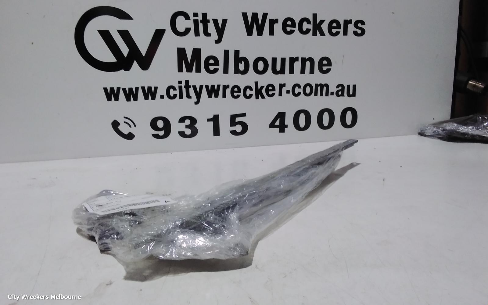 MITSUBISHI PAJERO LEFT FRONT WINDOW REG/MOTOR, QE, PAJERO SPORT, 10/2015 ONWARDS