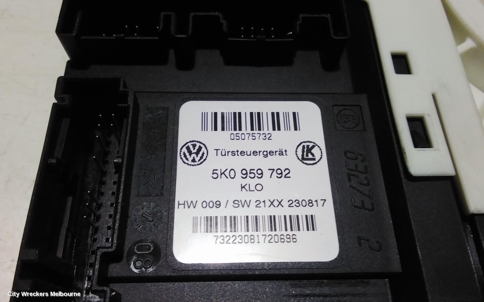 VOLKSWAGEN CADDY LEFT FRONT WINDOW REG/MOTOR, 2KN, POWER, 12/2015 - 02/2021