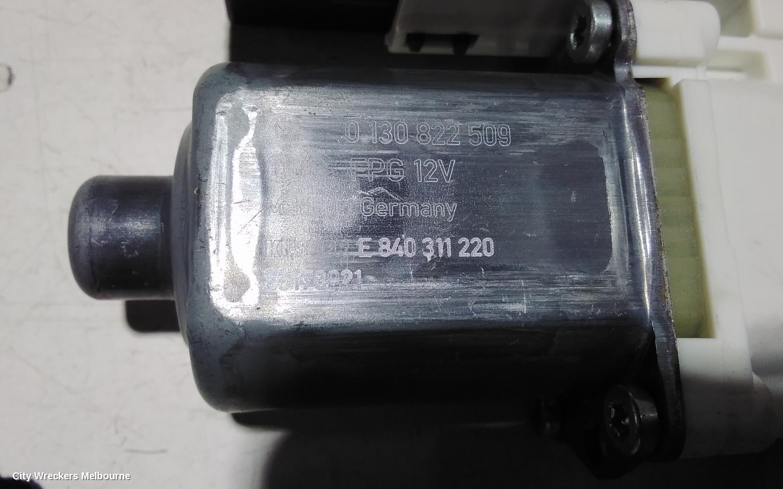VOLKSWAGEN CADDY LEFT FRONT WINDOW REG/MOTOR, 2KN, POWER, 12/2015 - 02/2021