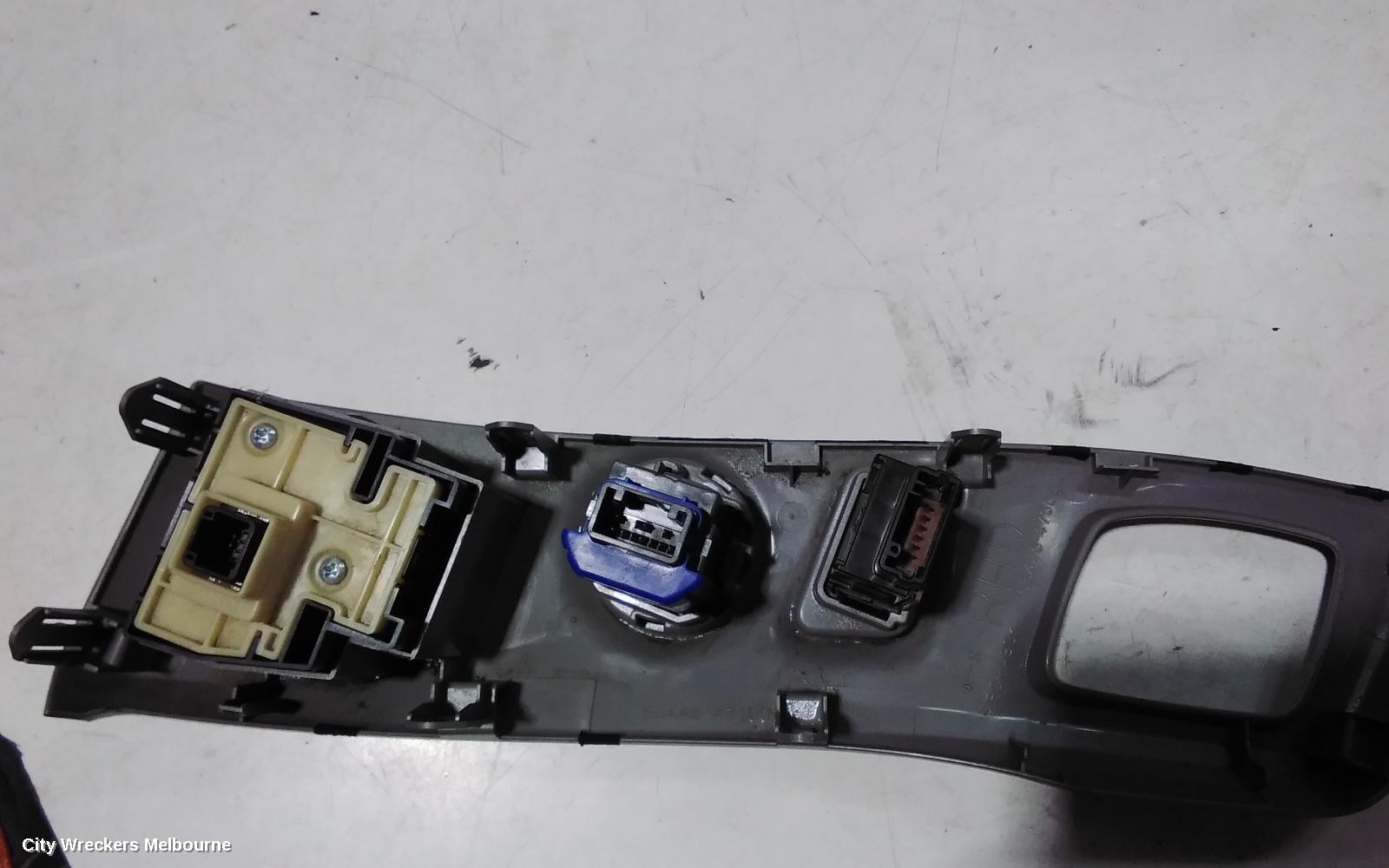 TOYOTA PRIUS, ZVW40R, PRIUS V, 05/2012 - 11/2022, START STOP BUTTON: 99993