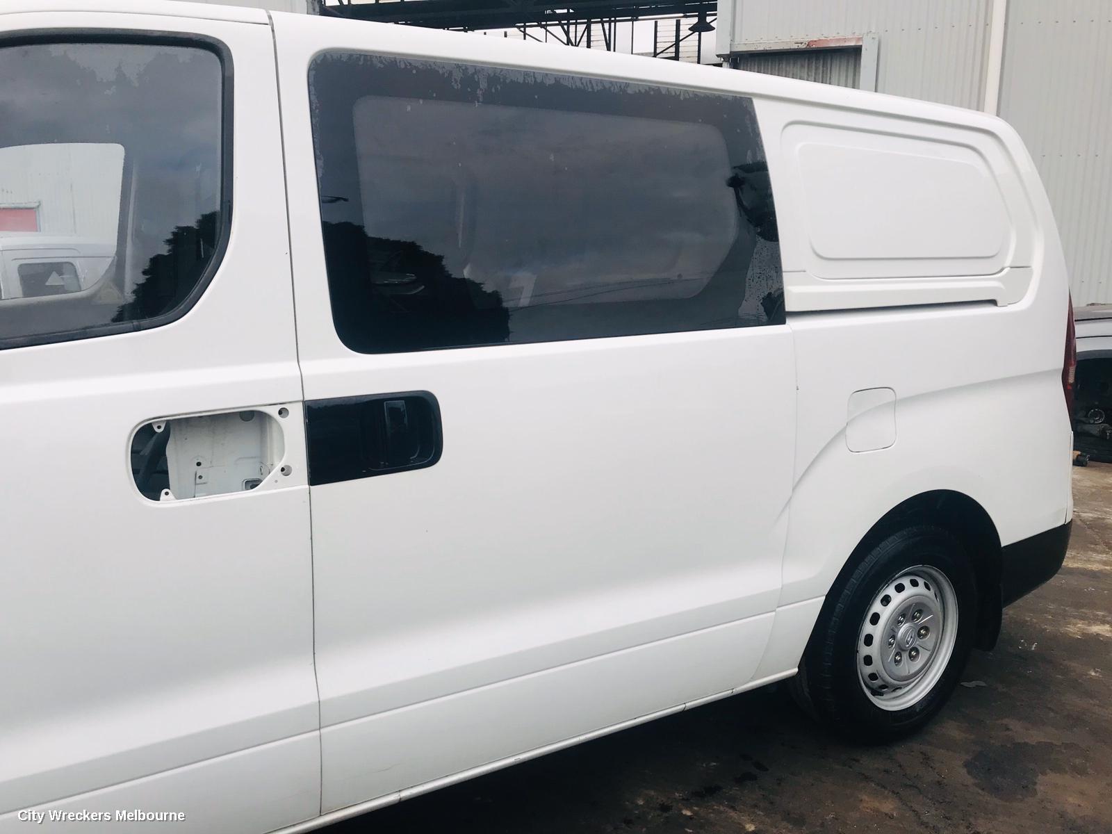 HYUNDAI ILOAD/IMAX OVERFLOW BOTTLE, TQ, 11/2007 - 03/2021