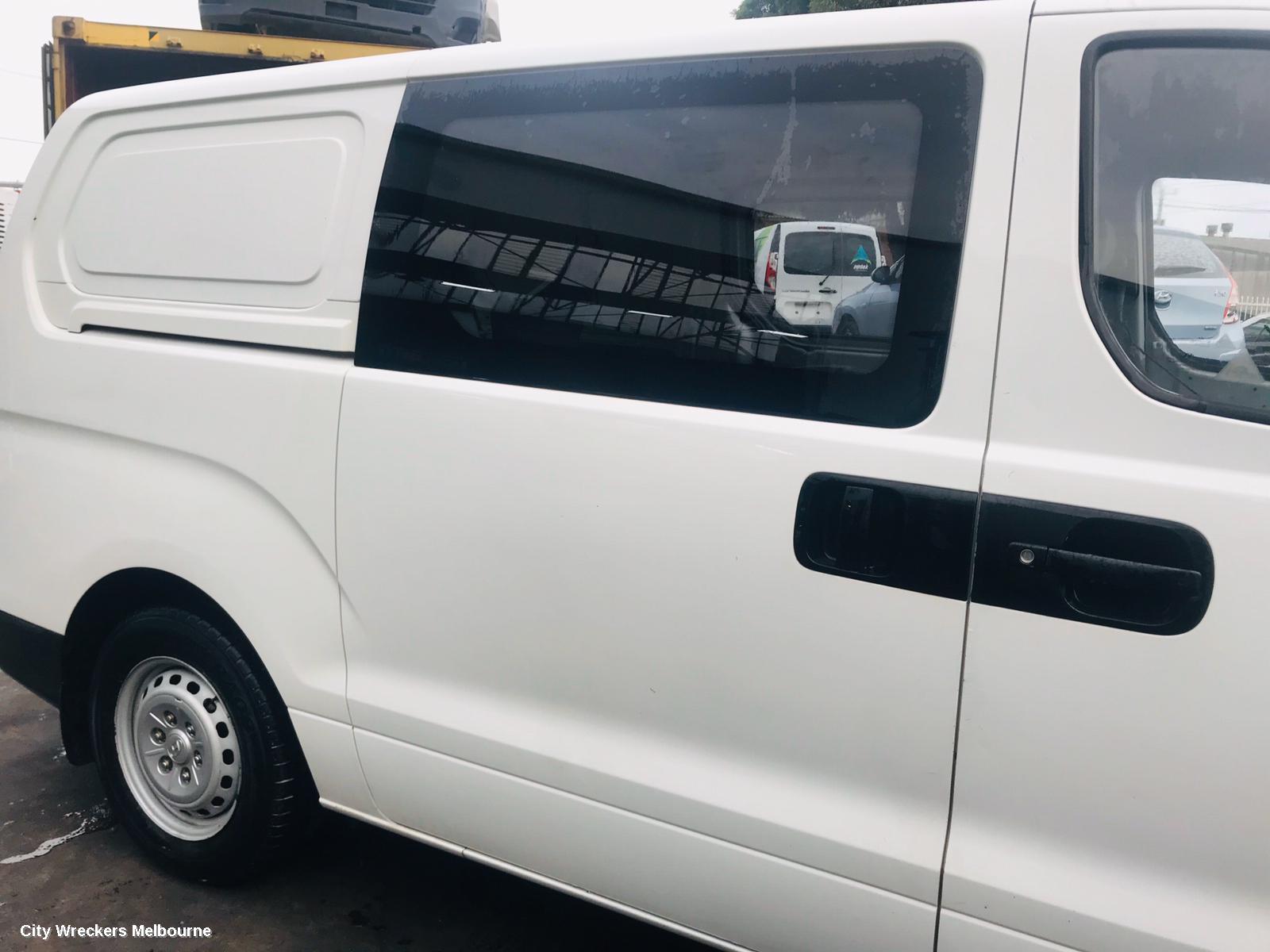 HYUNDAI ILOAD/IMAX OVERFLOW BOTTLE, TQ, 11/2007 - 03/2021