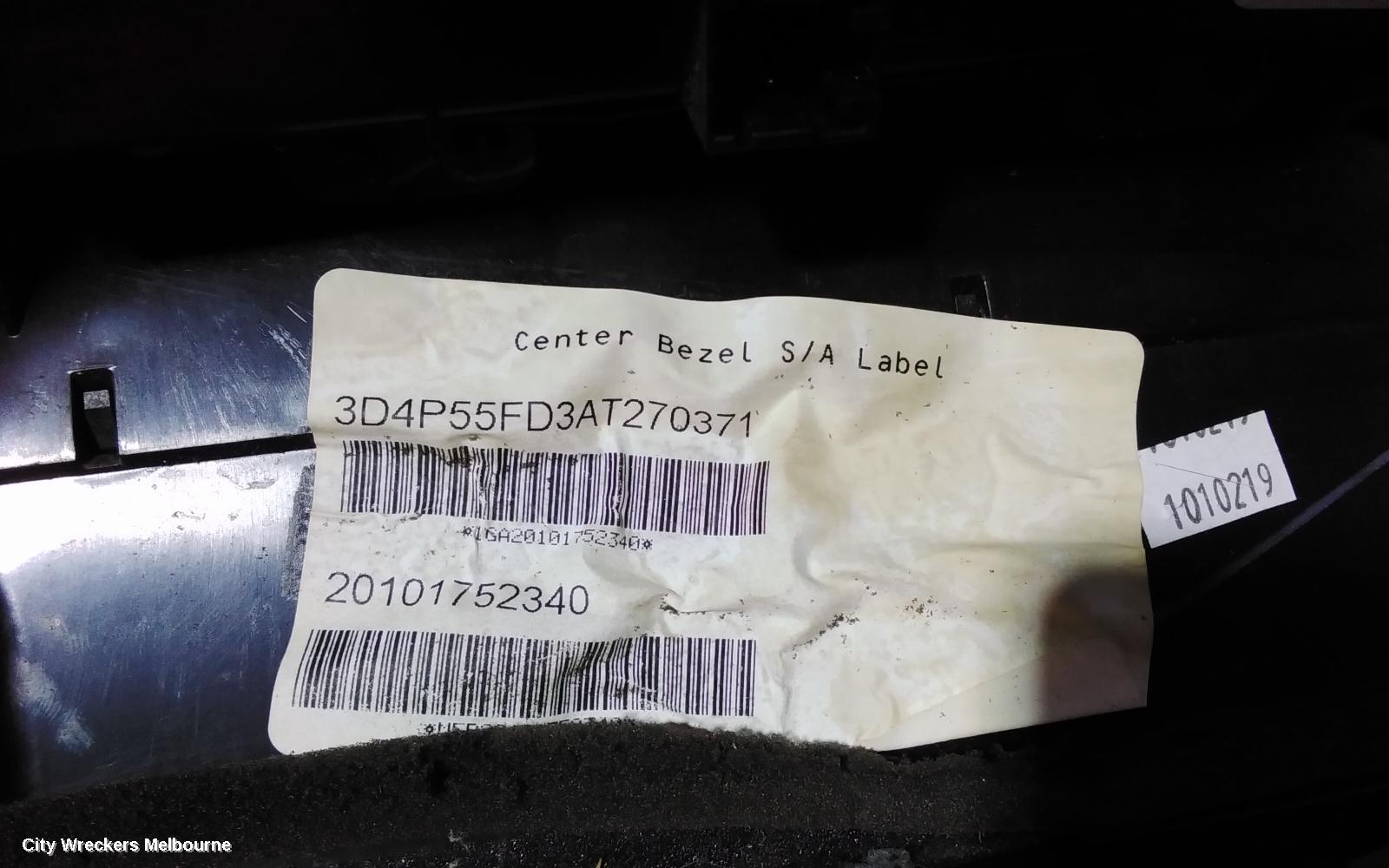 TOYOTA PRIUS, ZVW40R, PRIUS V, 05/2012 - 11/2022, CENTER AIRVENT: 100003