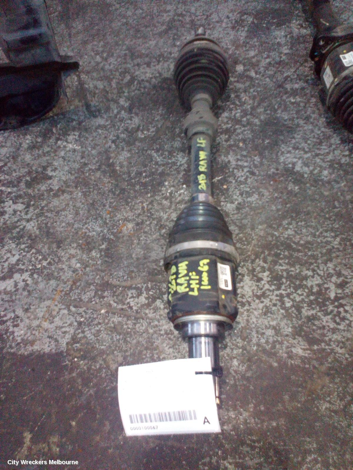TOYOTA RAV4 LEFT DRIVESHAFT, FRONT, AUTO T/M, PETROL, 2.0, ZSA42R, 12/2012 - 11/2018