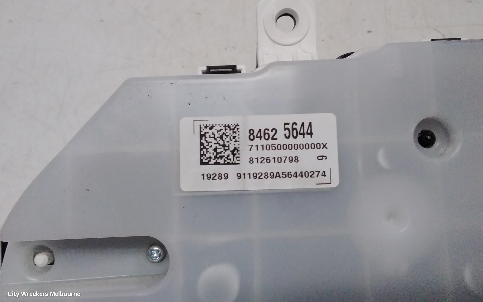 HOLDEN EQUINOX INSTRUMENT CLUSTER, PETROL TYPE, EQ, 09/2017 - 12/2020