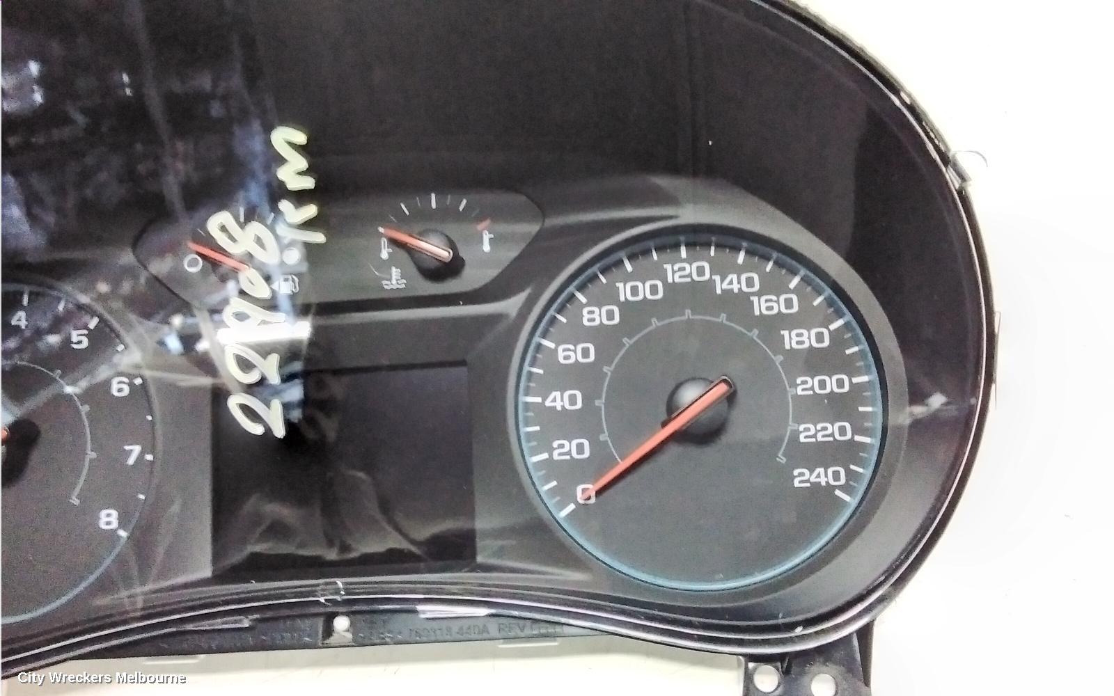 HOLDEN EQUINOX INSTRUMENT CLUSTER, PETROL TYPE, EQ, 09/2017 - 12/2020