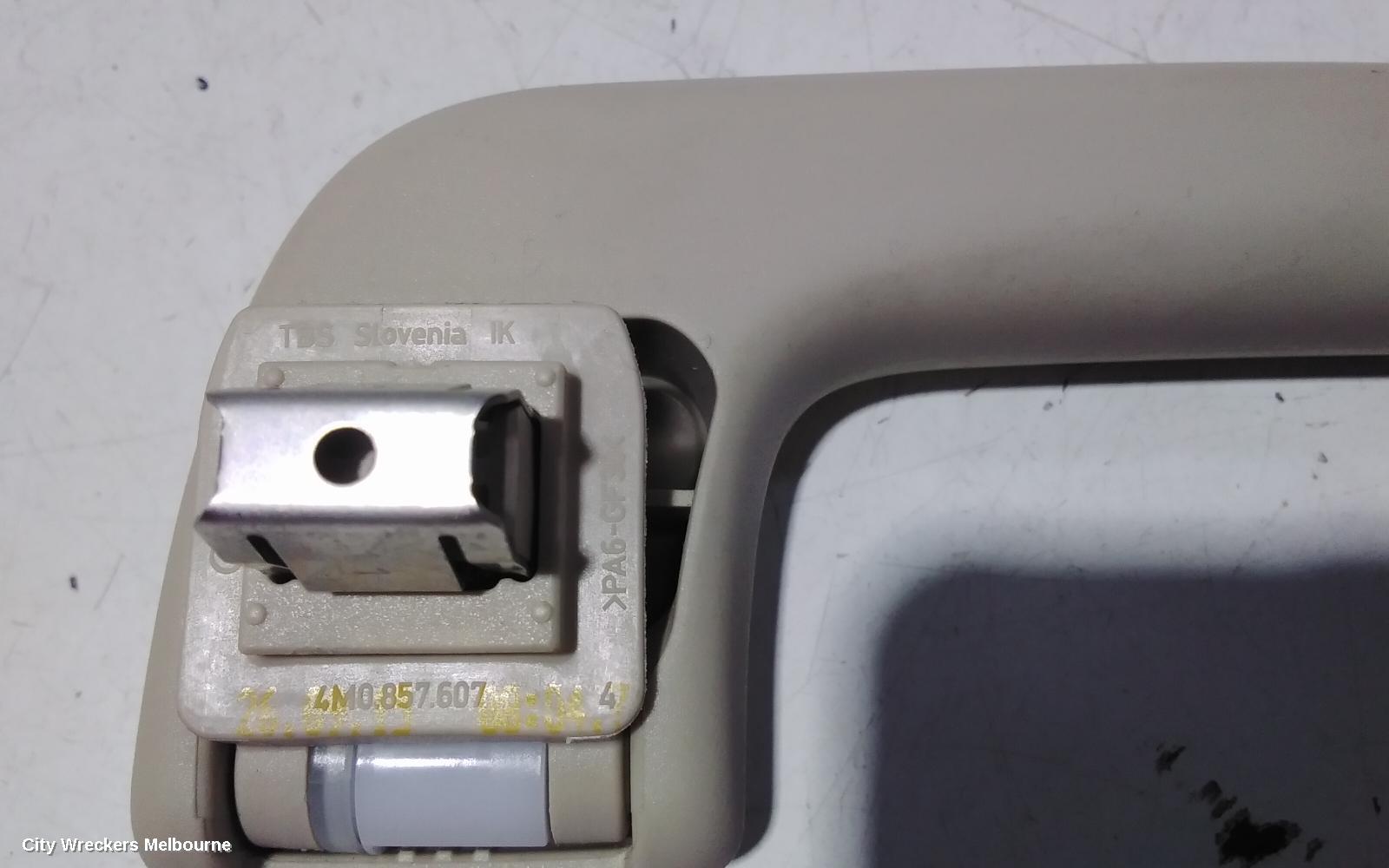 AUDI Q7 GRAB HANDLE, 4M, 07/2015 ONWARDS