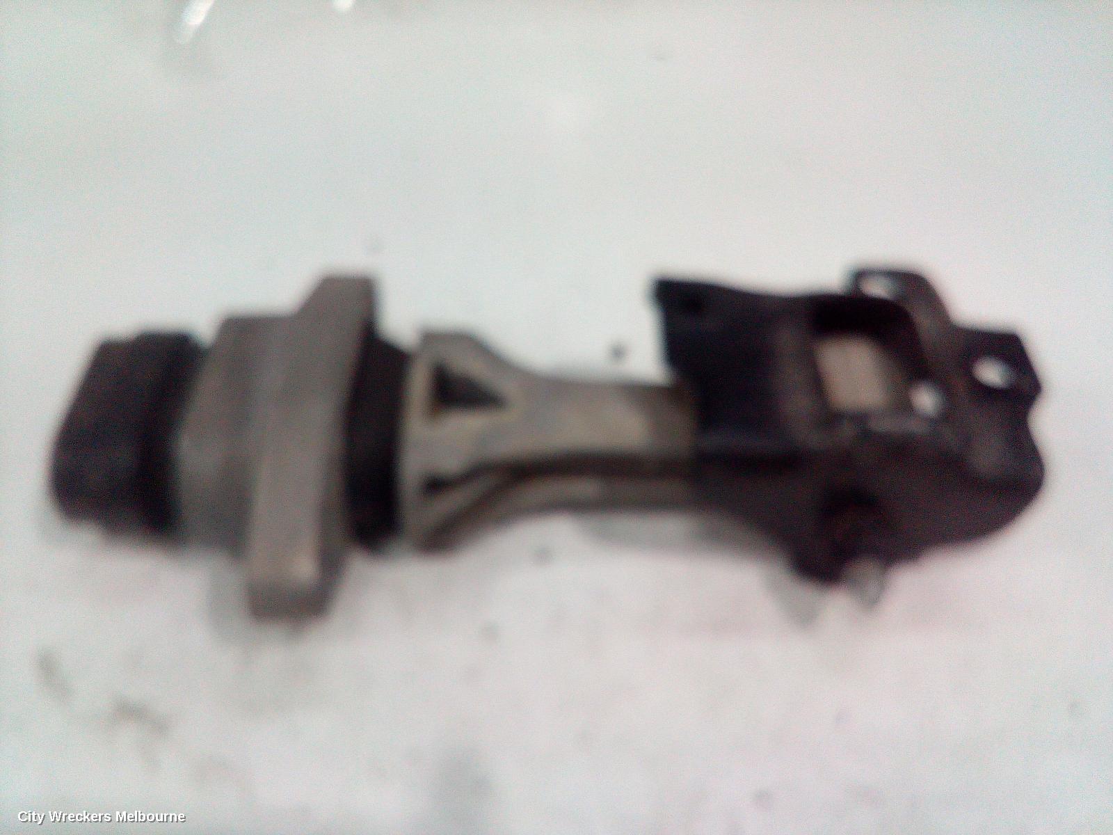 HYUNDAI I30 MOUNT, PD, HATCH, 03/2017 ONWARDS