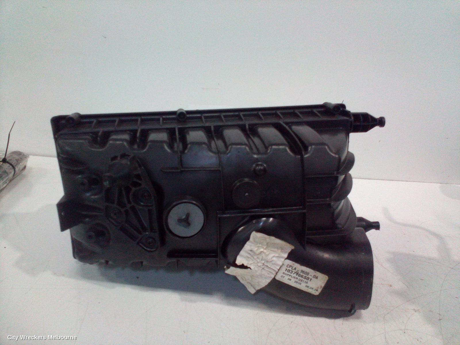 LAND ROVER RANGEROVER SPORT AIR CLEANER/BOX, AIR CLEANER, L494, 3.0, DIESEL, RH SIDE, 06/2013 ONWARDS