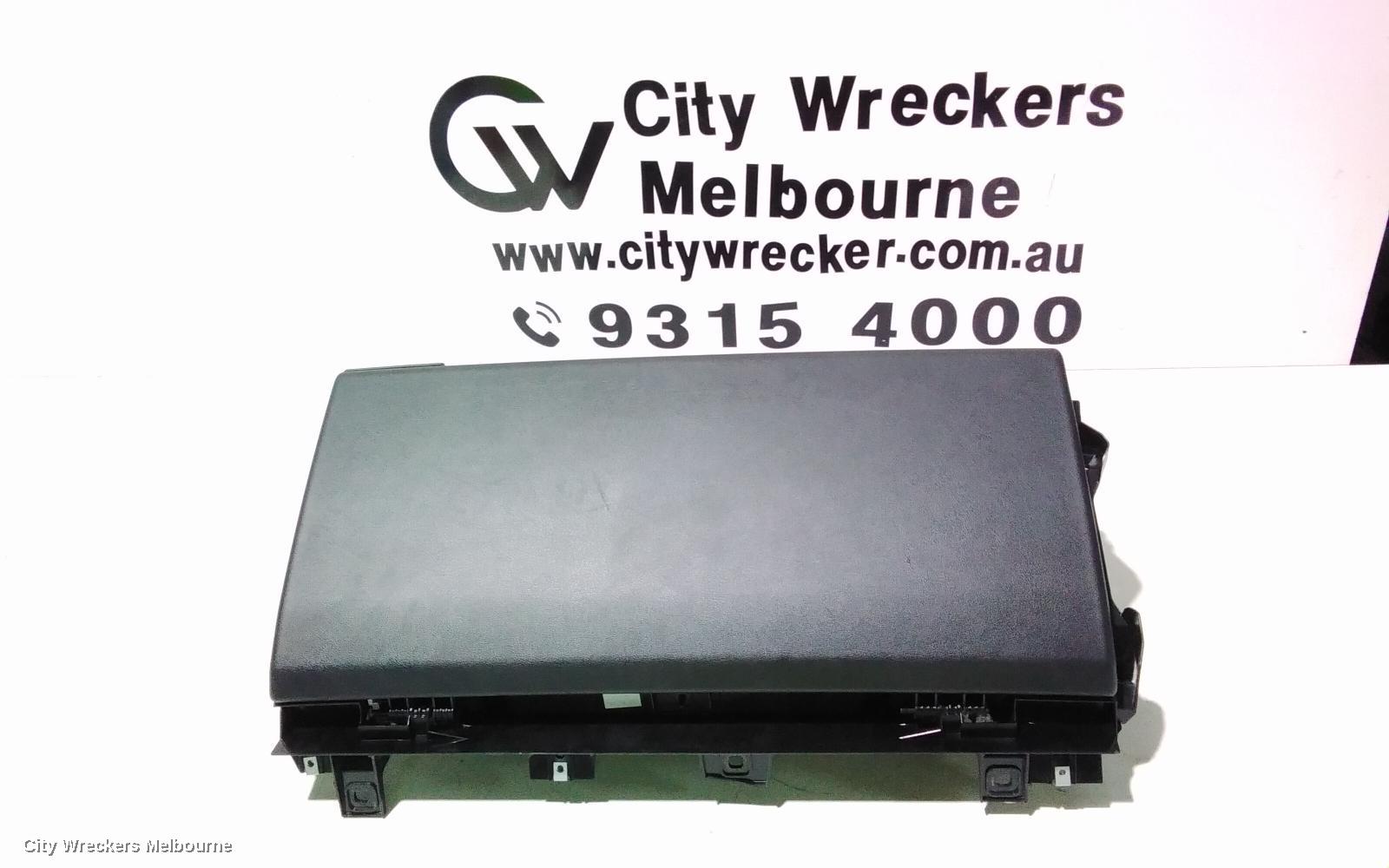 LAND ROVER RANGEROVER SPORT GLOVE BOX, L494, 12/2013 - 04/2022