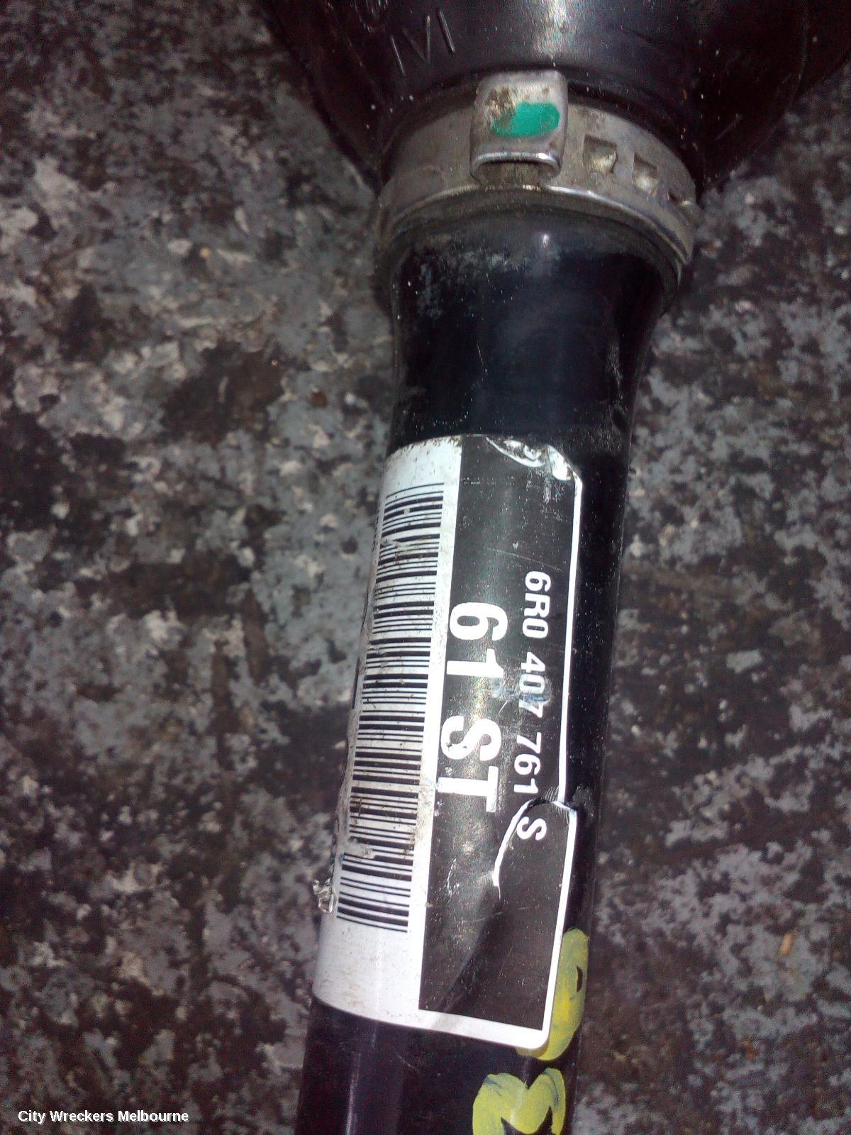 VOLKSWAGEN POLO LEFT DRIVESHAFT, AUTO T/M, DIESEL, 1.6, 6R, 05/2010 - 05/2014