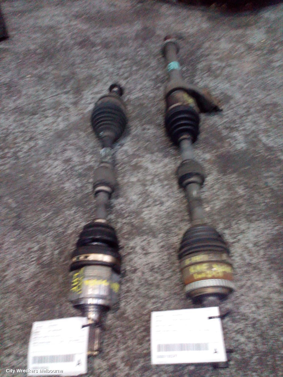 HYUNDAI VELOSTER LEFT DRIVESHAFT, AUTO T/M, TURBO, FS, 07/2012 - 04/2015