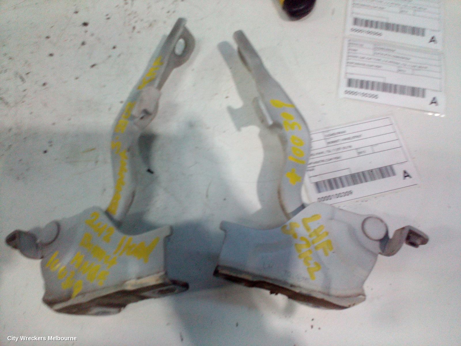 HYUNDAI ILOAD/IMAX BONNET HINGE/STRUT, HINGES (PAIR), TQ, 11/2007 - 02/2018