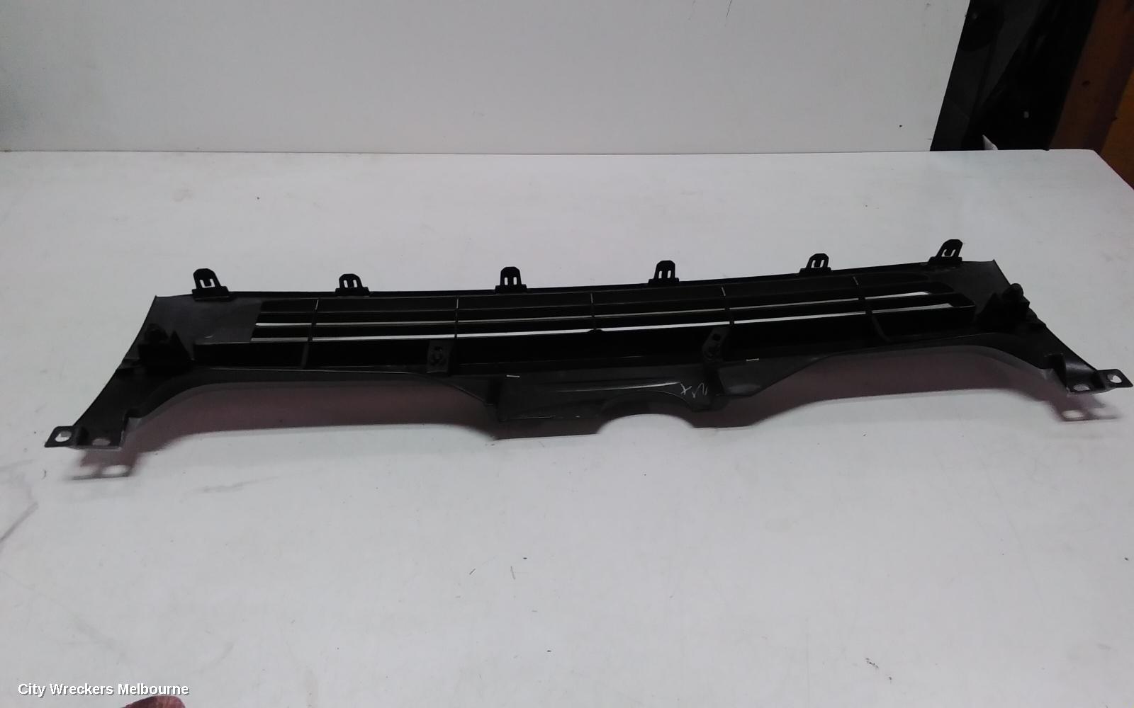 TOYOTA HIACE GRILLE, RADIATOR GRILLE, TRH/KDH, LWB/SWB TYPE, 10/2007 - 08/2010