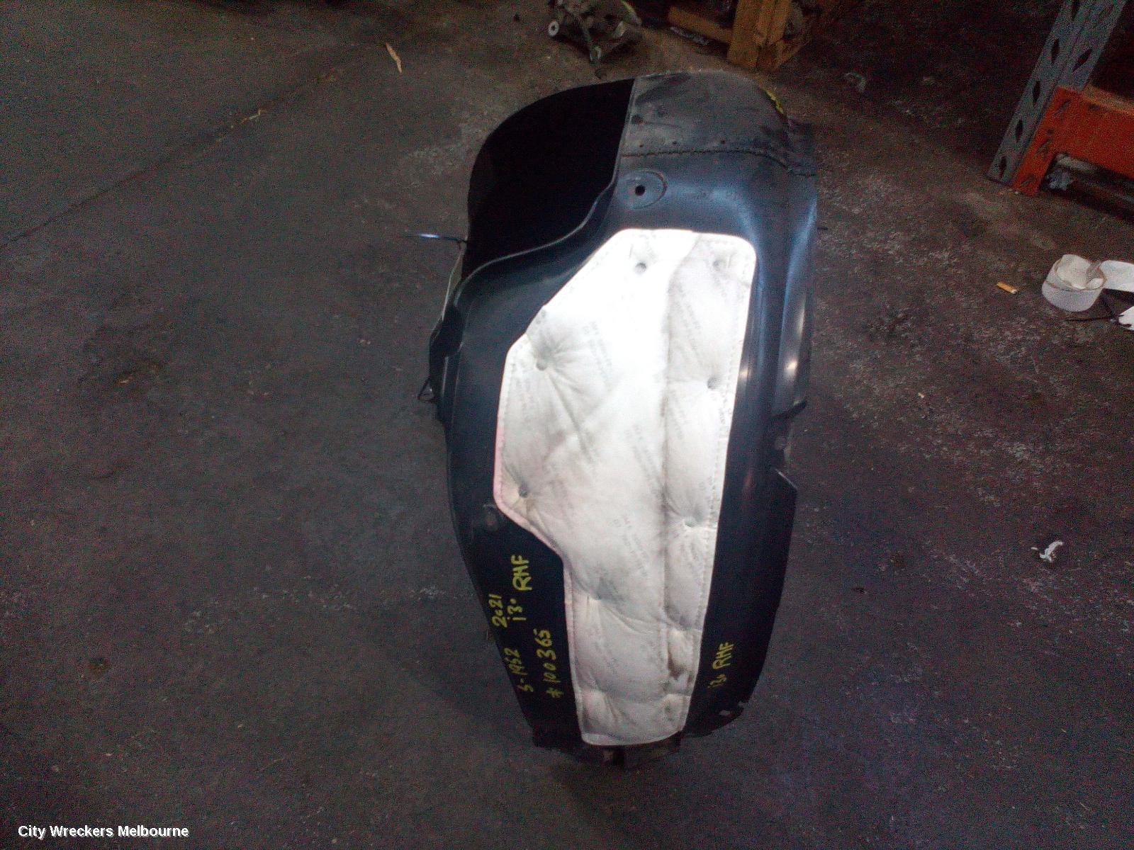 HYUNDAI I30 RIGHT GUARD LINER, FRONT, PD, HATCH (S. KOREA VIN KMHH), STANDARD TYPE, 08/2020 ONWARDS