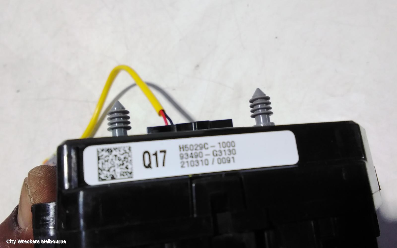 HYUNDAI I30 AIRBAG MODULE/SENSOR, CLOCKSPRING, PD, HATCH (S. KOREA VIN KMHH), 03/2017 ONWARDS