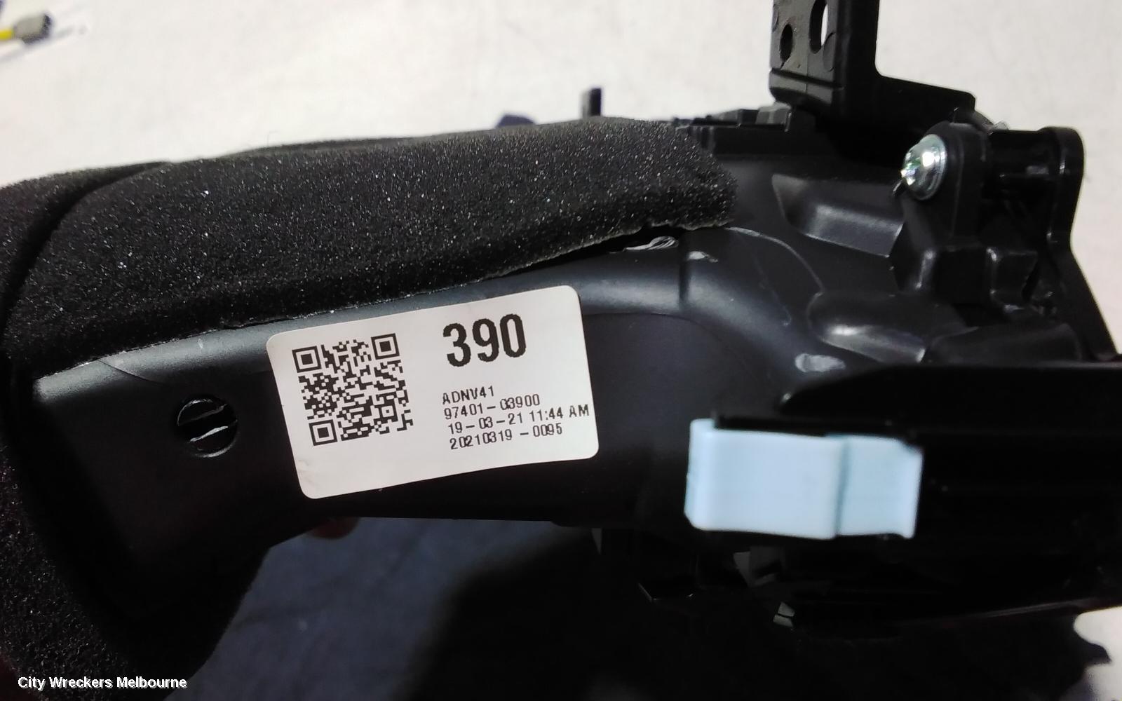 HYUNDAI I30, PD, HATCH, 03/2017 ONWARDS, CENTER AIRVENT: 100375