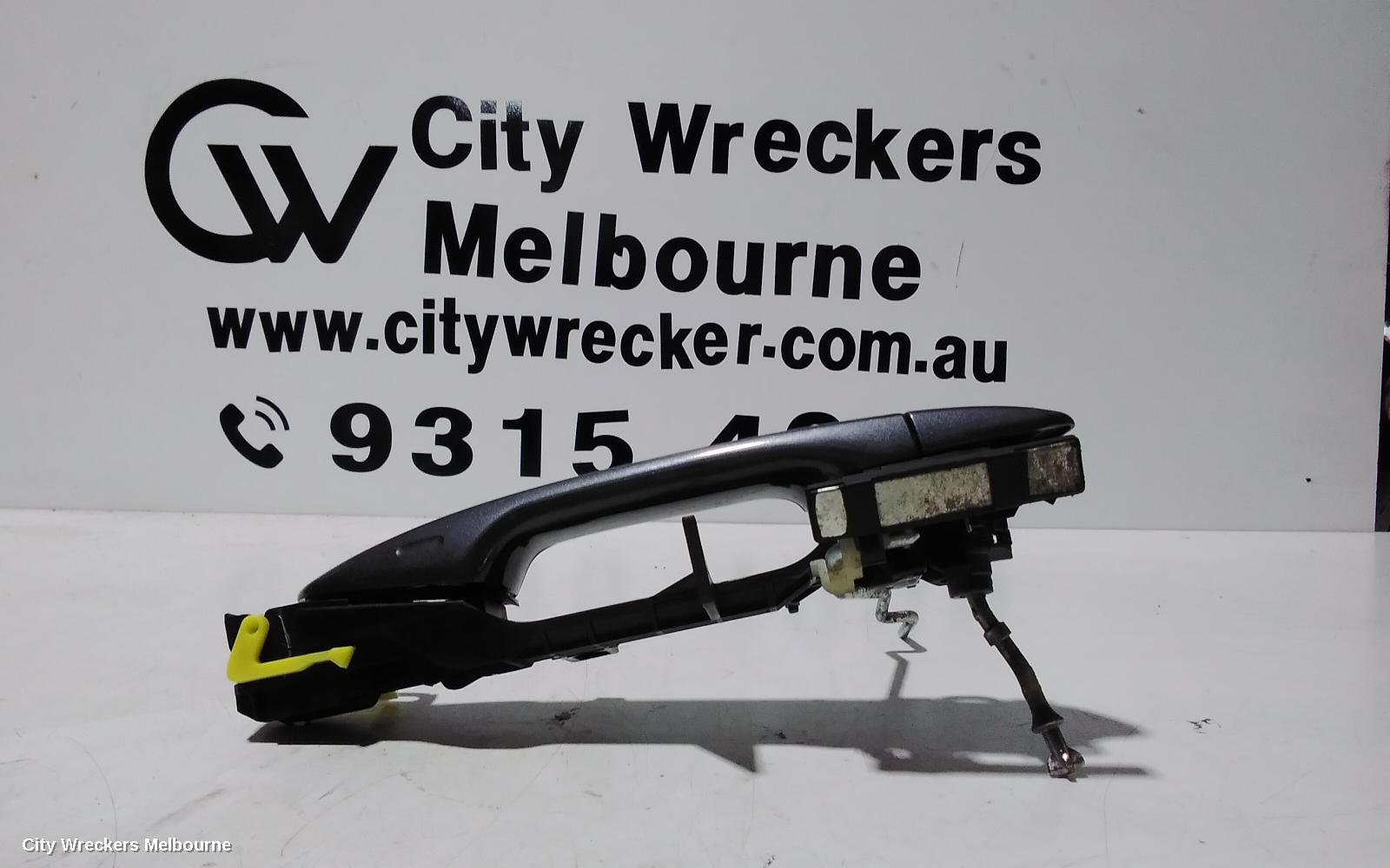 LEXUS RX SERIES DOOR HANDLE, XU30, OUTER, RH FRONT, COLOUR CODED, 01/2003 - 02/2009