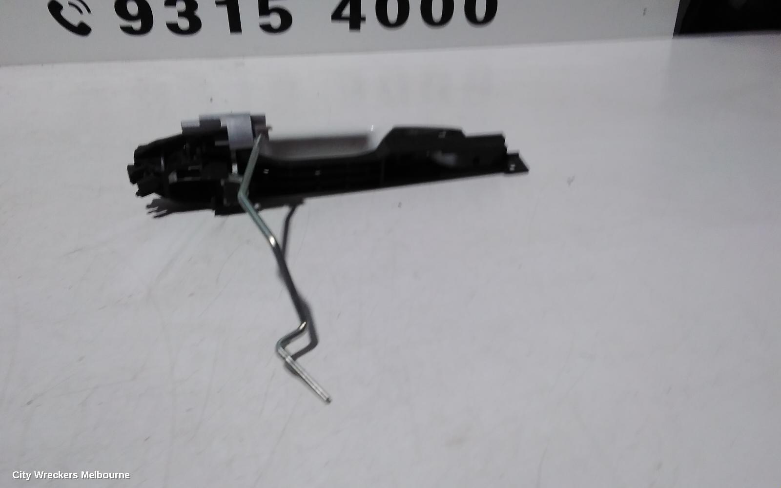 HONDA CRV DOOR HANDLE, OUTER, LH REAR, COLOUR CODED, RW, 05/2017 ONWARDS