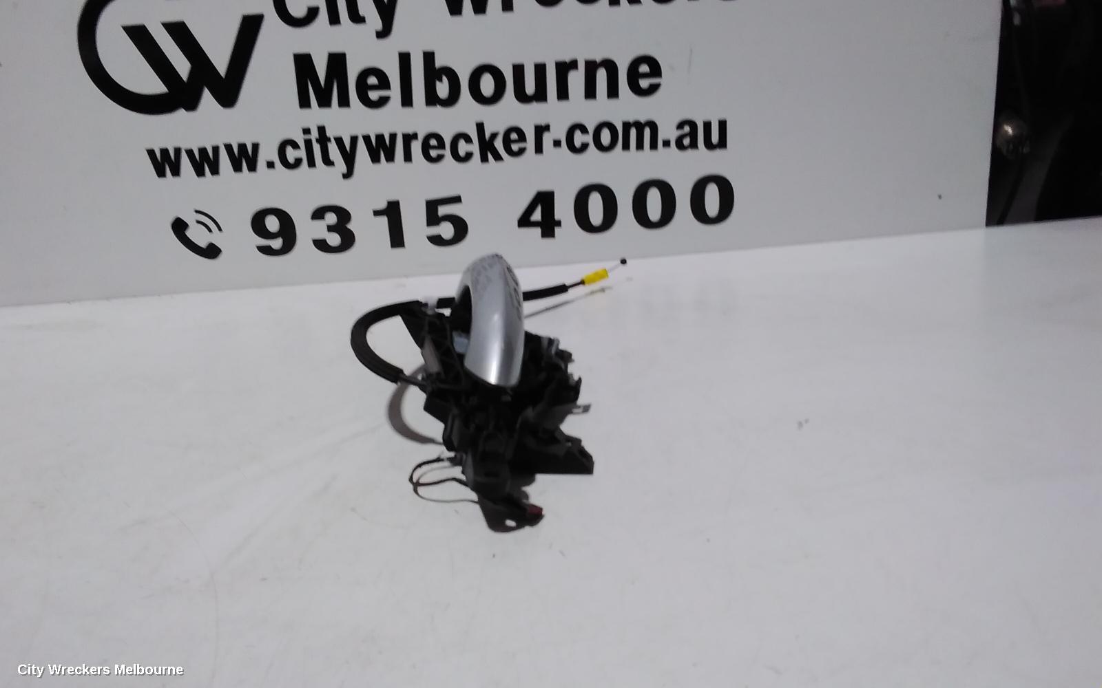HOLDEN ASTRA DOOR HANDLE, OUTER, RH REAR, BK, 5DR HATCH, W/ KEYLESS ENTRY TYPE, 09/2016 ONWARDS