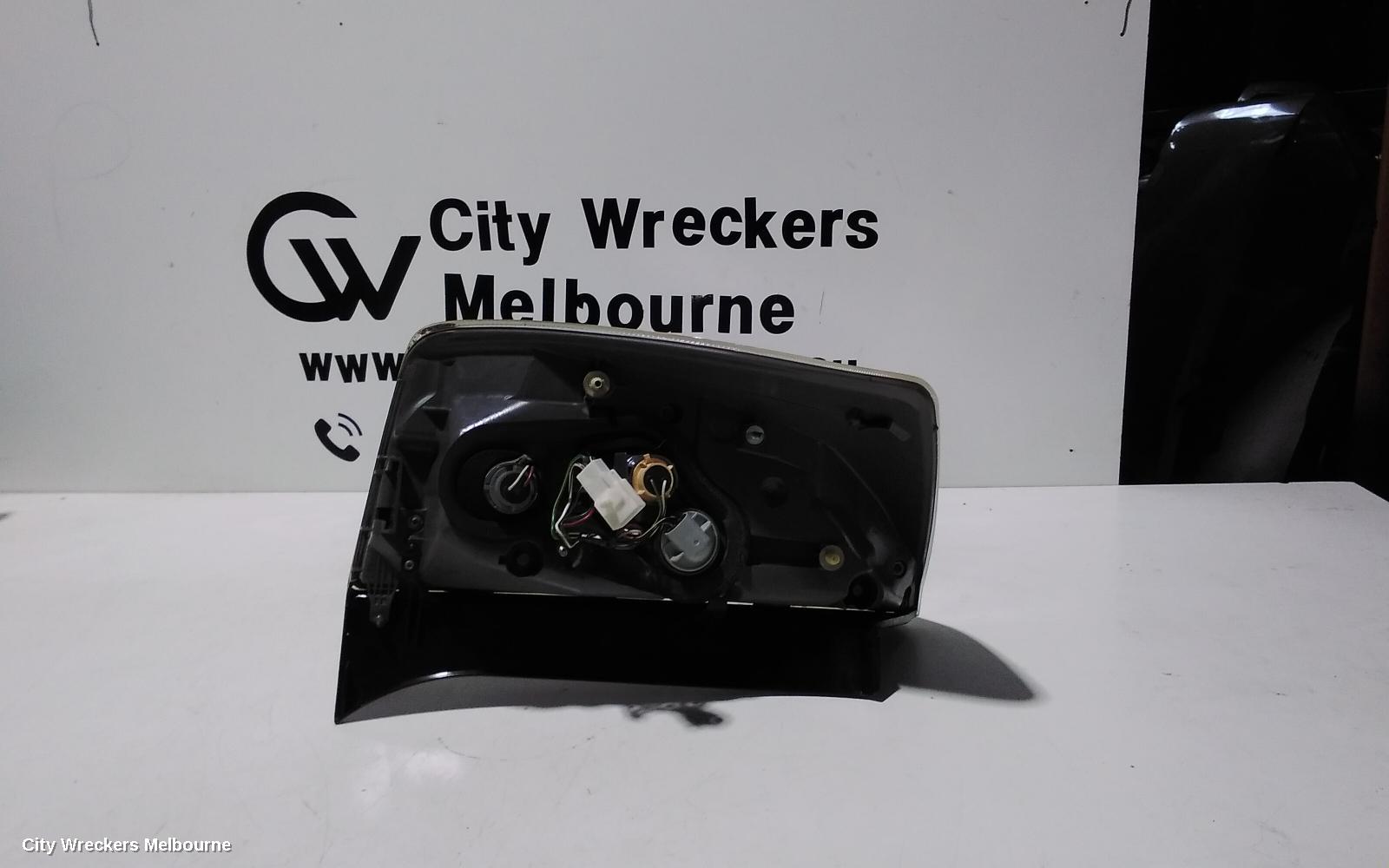 TOYOTA PRIUS RIGHT TAILLIGHT, ZVW30R, LENS# 4737, 06/2009 - 12/2011