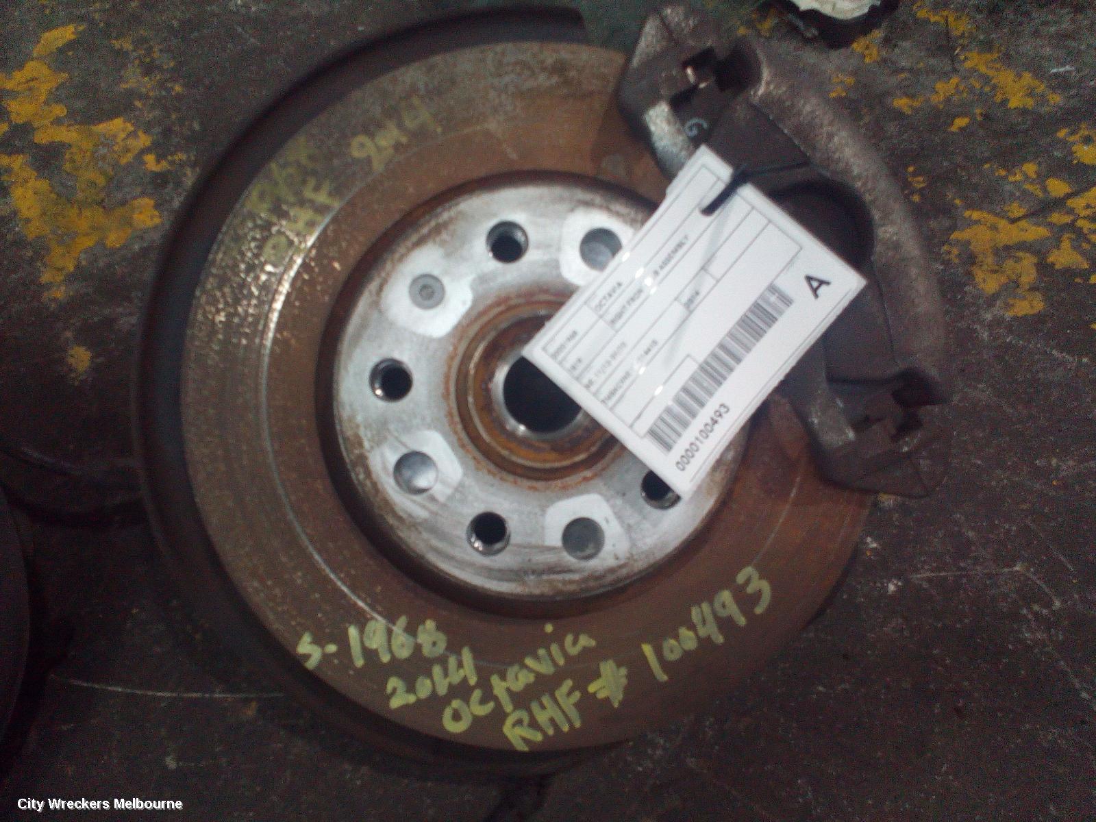 SKODA OCTAVIA RIGHT FRONT HUB ASSEMBLY, NE, 09/2013 - 09/2020