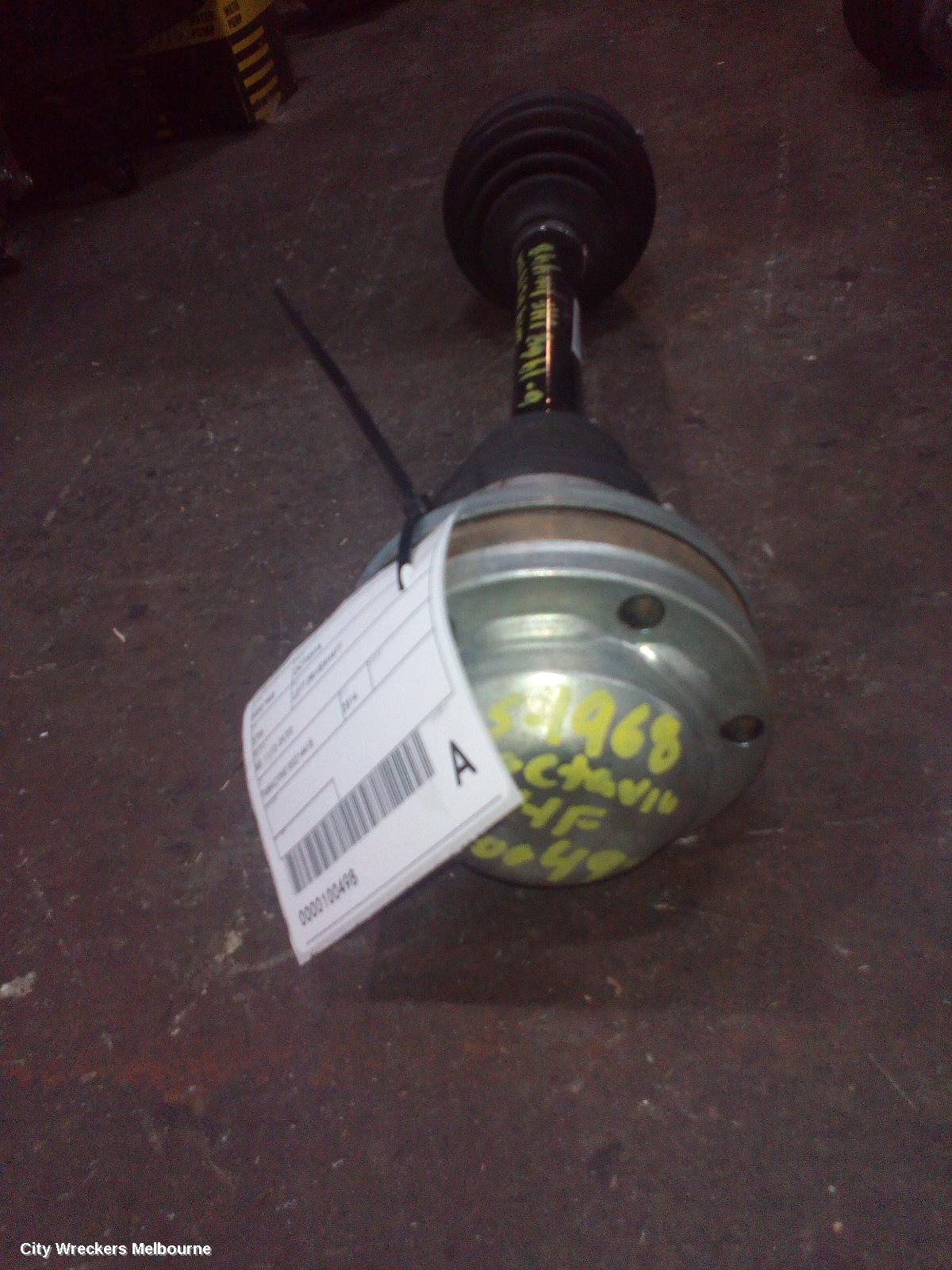 SKODA OCTAVIA LEFT DRIVESHAFT, NE, 09/2013 - 09/2020