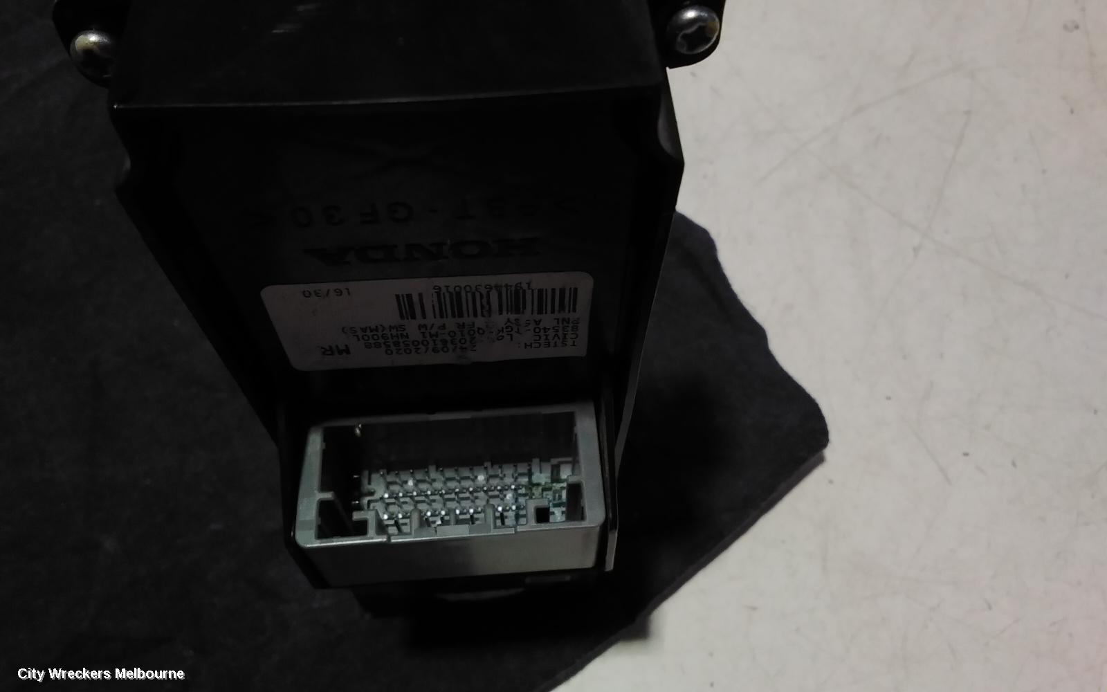 HONDA CIVIC PWR DR WIND SWITCH, RH FRONT (MASTER SWITCH), HATCH, MANUAL FOLD TYPE, 10TH GEN, 05/2016 - 08/2021