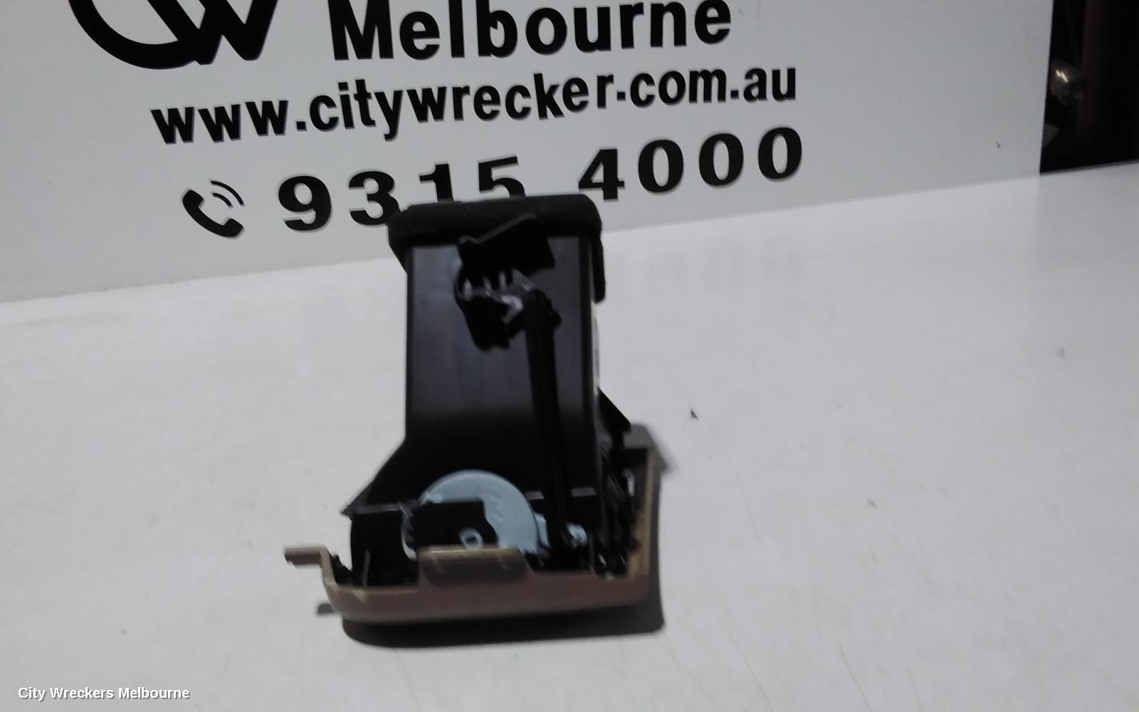 JEEP GRANDCHEROKEE, WK, 10/2010 - 02/2022, LH AIRVENT: 100548