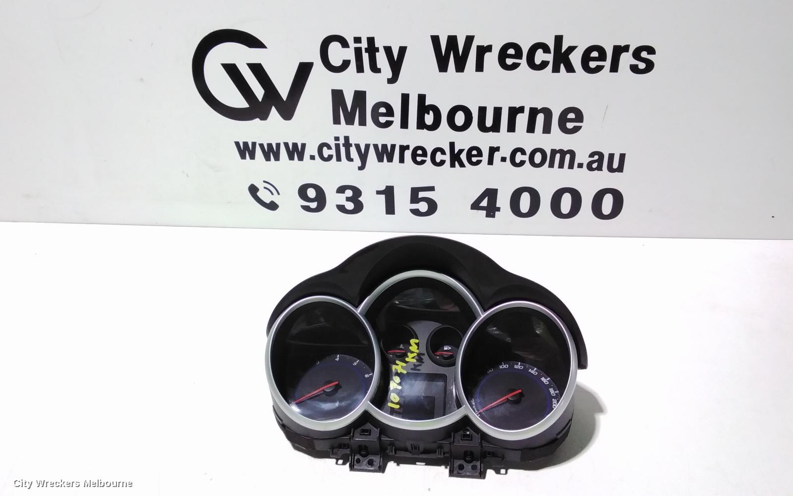 HOLDEN CRUZE INSTRUMENT CLUSTER, INSTRUMENT CLUSTER, PETROL, MANUAL, 1.8, JG, 03/2009 - 02/2011