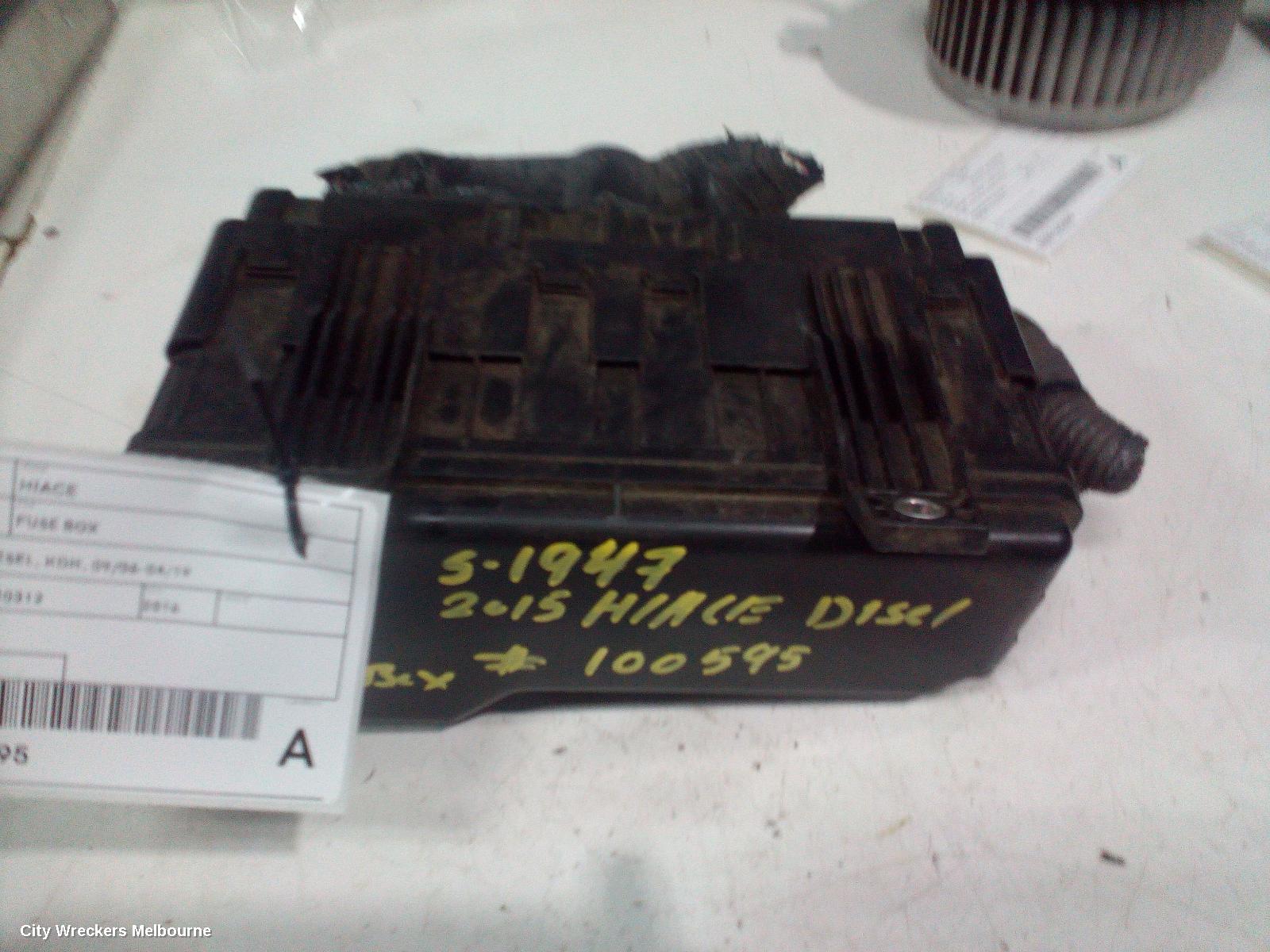 TOYOTA HIACE FUSE BOX, ENGINE BAY, DIESEL, KDH, 09/2006 - 04/2019