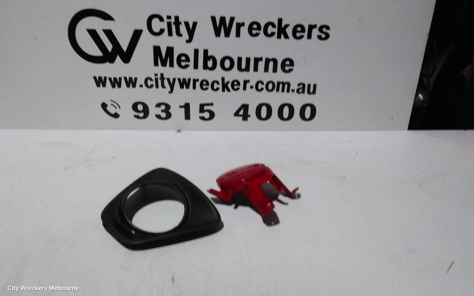HYUNDAI VELOSTER LEFT TAILLIGHT, BUMPER REFLECTOR, FS, ROUND (TURBO TYPE), 12/2011 - 02/2018