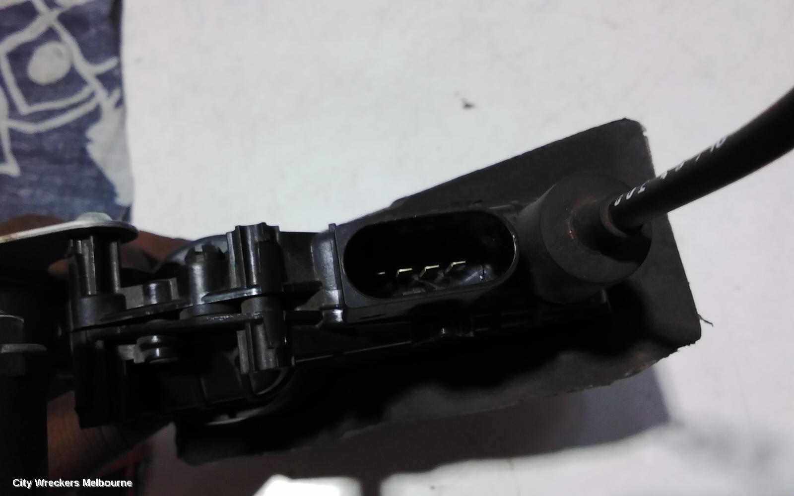 MERCEDES VITO DOOR/BOOT/GATE LOCK, RIGHT REAR DOOR LOCK, 447, 03/2015 ONWARDS
