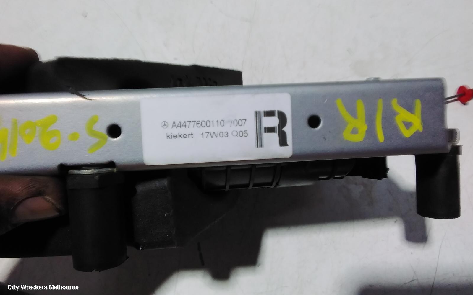 MERCEDES VITO DOOR/BOOT/GATE LOCK, RIGHT REAR DOOR LOCK, 447, 03/2015 ONWARDS