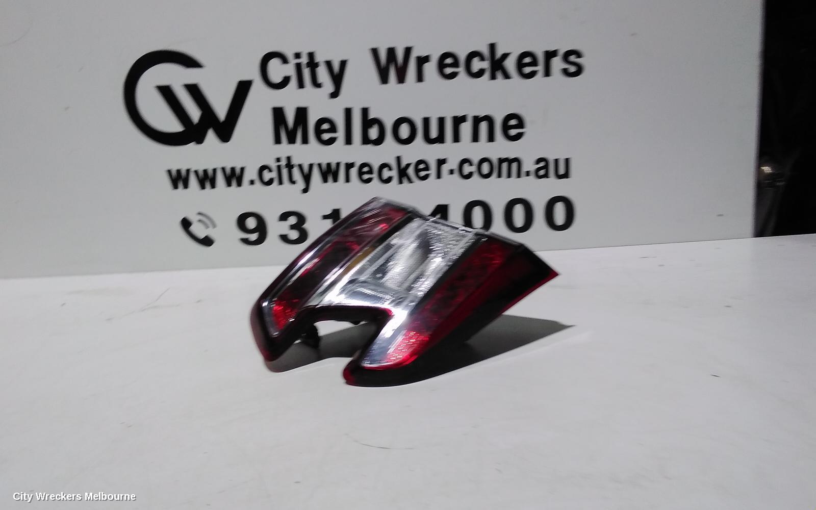 RENAULT MEGANE REAR GARNISH, TAILGATE LAMP (LH SIDE), K95, WAGON, 05/2013 - 05/2016