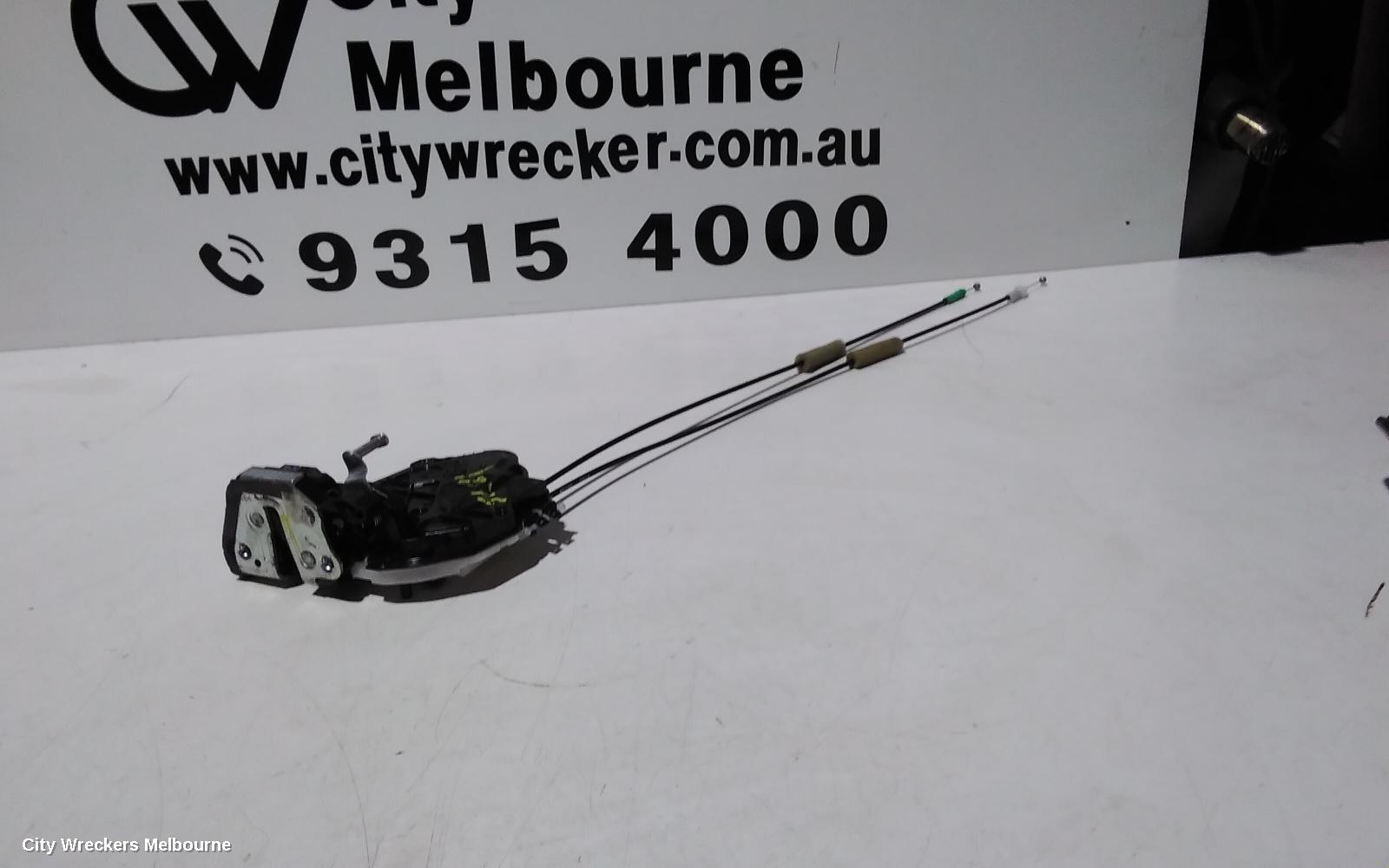 TOYOTA KLUGER DOOR/BOOT/GATE LOCK, RIGHT REAR DOOR LOCK, GSU50/GSU55, 03/2014 - 02/2021