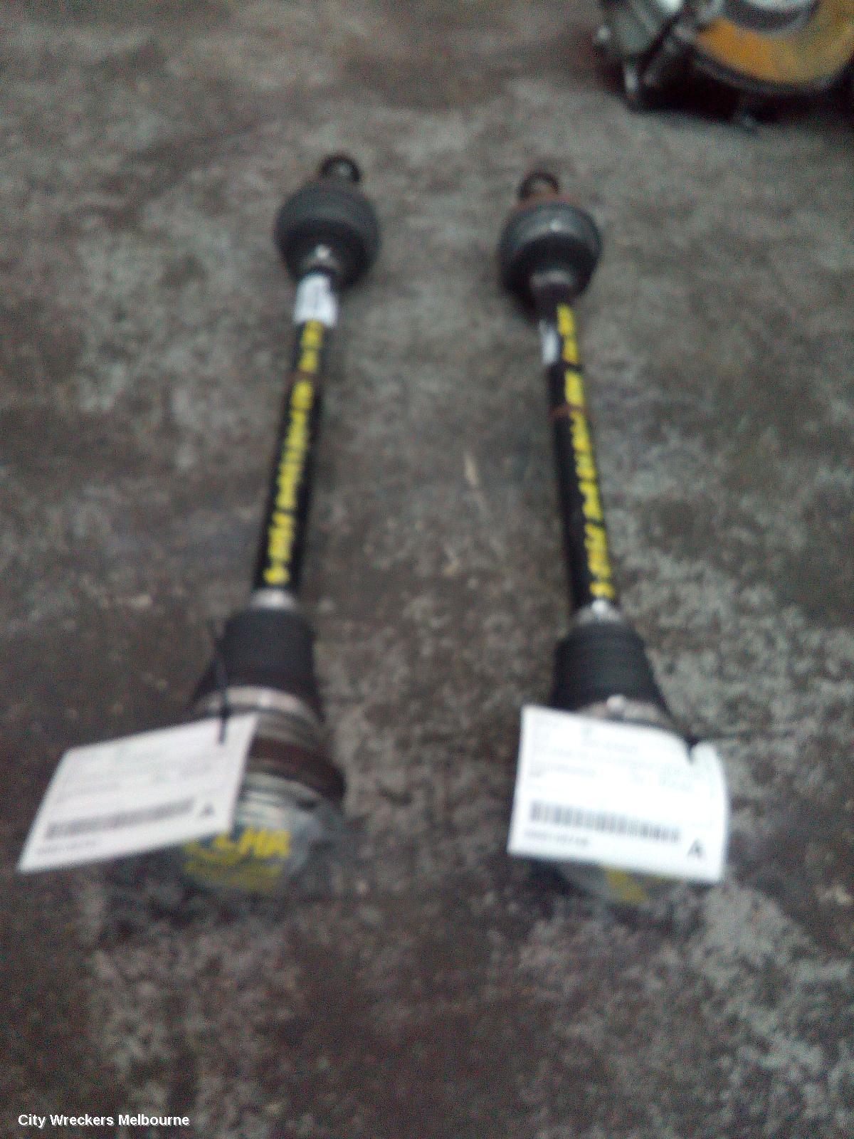 AUDI Q5 LEFT DRIVESHAFT, REAR, Q5/SQ5, NON ACTIVE DIFFERENTIAL TYPE, 8R, 03/2009 - 01/2017